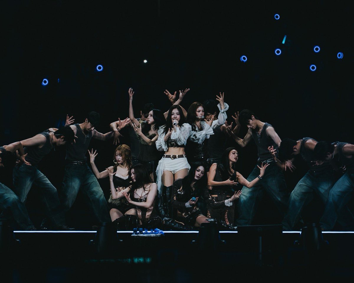 루이스 tweet media