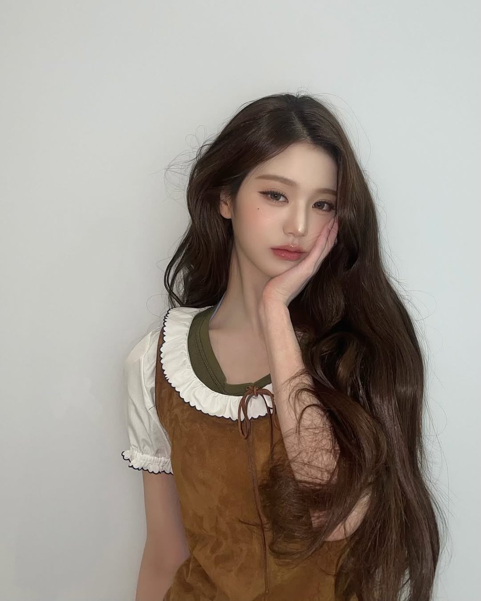 ive pics tweet media