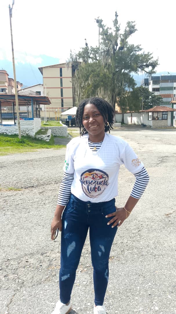 La creación de Barrio Adentro, programa social que priorizó la Salud preventiva en Venezuela  arriba a sus 23 años.
Dianelis Caballero Osorio Dra Fisiatra.
Del 2018 al 2023  Dianelis arribo a Venezuela el 17 de Diciembre de 2018 en el estado Portuguesa.
#BarrioAdentro23Años