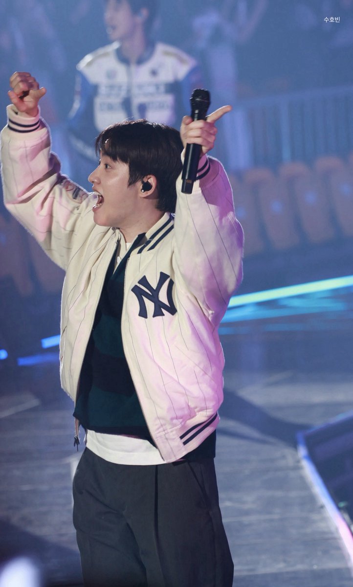 수호빈 tweet media