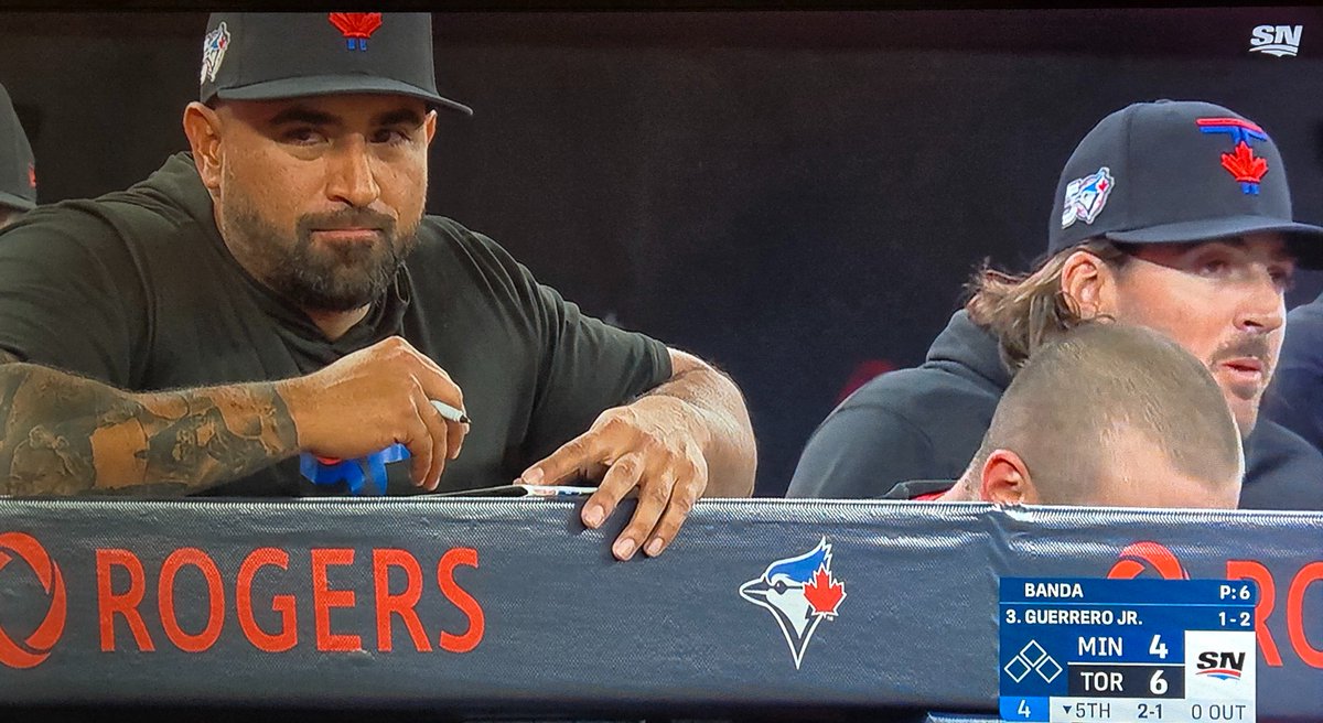 David99Neale's tweet photo. @BlueJays @MLB @MLBONFOX @MLBNetwork @mlbespanol @MLB_Mexico @MLBMexicoBeis @BuffaloBisons The batting coach is pretty proud, too. 👍 https://t.co/CFdGaema8U