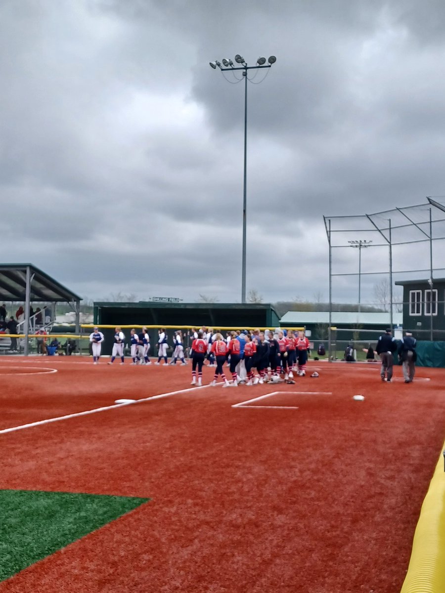 joebrowvm's tweet photo. Final: No. 3 Morgantown 7, No. 9 Washington 3.

Carper Messerly (MHS): 3-4, 3 R, RBI

Sophie Valentine (WHS): 4-4, 2 R

MHS improves to 11-4. WHS falls to 5-5. #wvprepsb @MetroNewsSports https://t.co/NEhxZ8k6vZ
