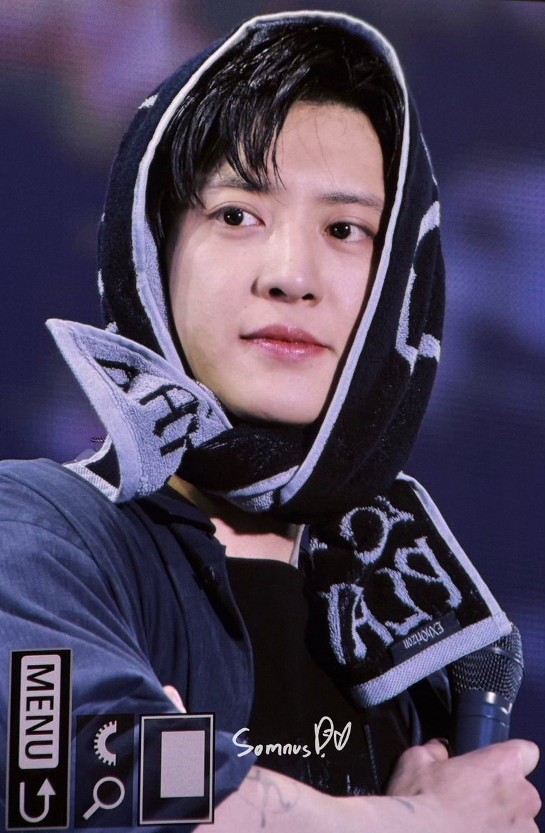 Somnus_cy1127's tweet photo. 260411 EXhOrizon in SEOUL
🐶🦮
#찬열 #CHANYEOL #チャニョル 
#엑소 #EXO https://t.co/IDgnbzIlFn