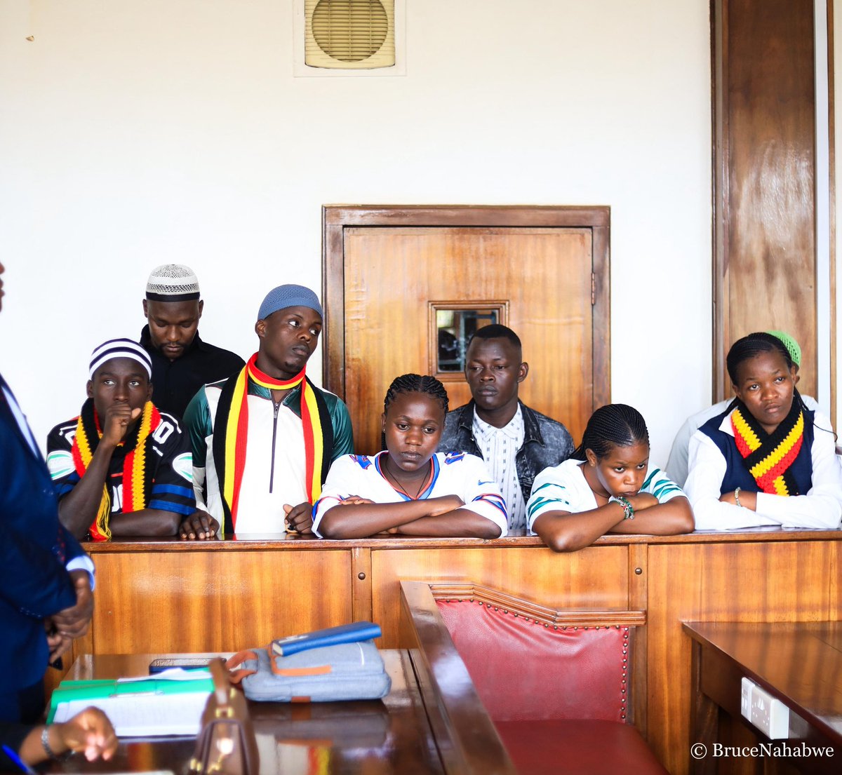 YOUTH4SAFEUG's tweet image. In Uganda, we nolonger get justice b'se the courts that are supposed to provide justice are now 
Used by the oppressors like @TotalEnergies to oppress Ugandans and activists that speak up against impunity,we must rise against the magistrates that think are small gods #StopEACOP