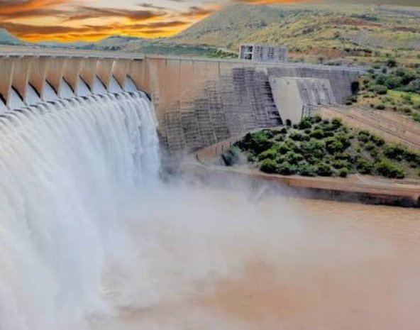 AzizHassoumi's tweet image. #NIGER 🇳🇪 : selon des sources sûres, les travaux du barrage de Kandaji démarreront dans les jours a venir.
Si tout se déroule normalement, dans 24 Mois le Niger pourra vendre de l'électricité au pays voisins.
NB: le taux d'exécution des travaux est de 31,6%.