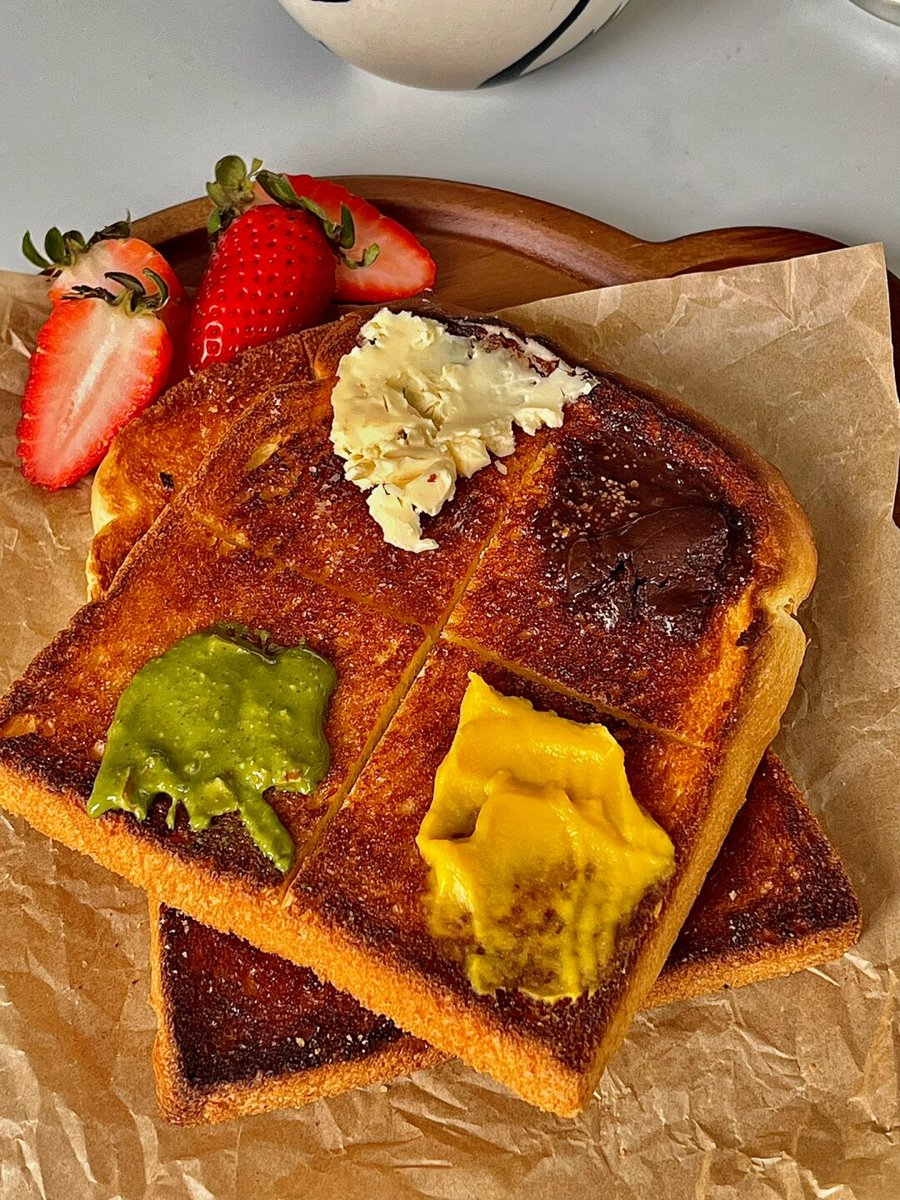 amina farara tweet media