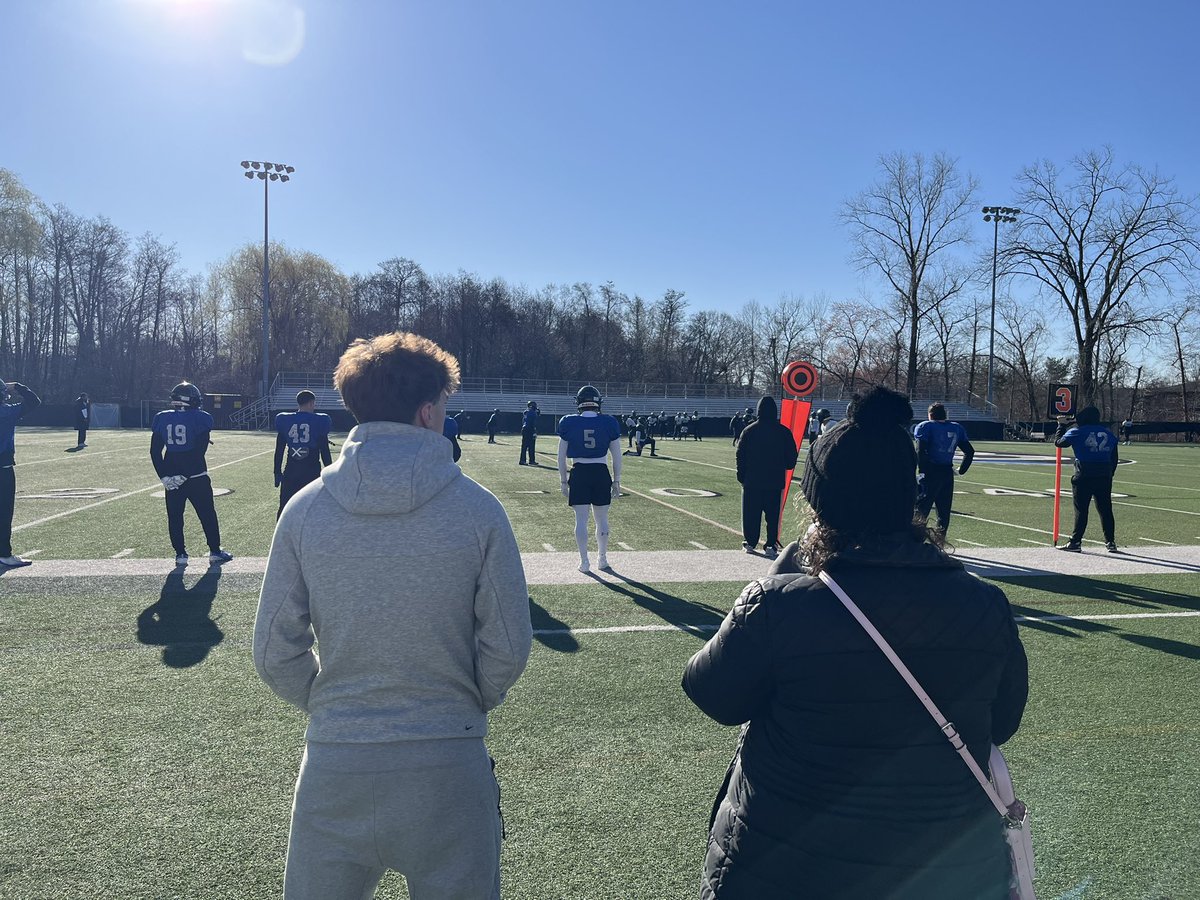 Connor21Orange's tweet photo. Thank you @Coach_OOmoyeni and @JeffMoorzzy32 for inviting me to visit @FootballBentley. Special thanks to @CoachedBySmith @KwamSutton_9 @CJScarpaIII for taking the time to talk. Bentley is a special place! Excited to build on this relationship! https://t.co/AVu486TOCq