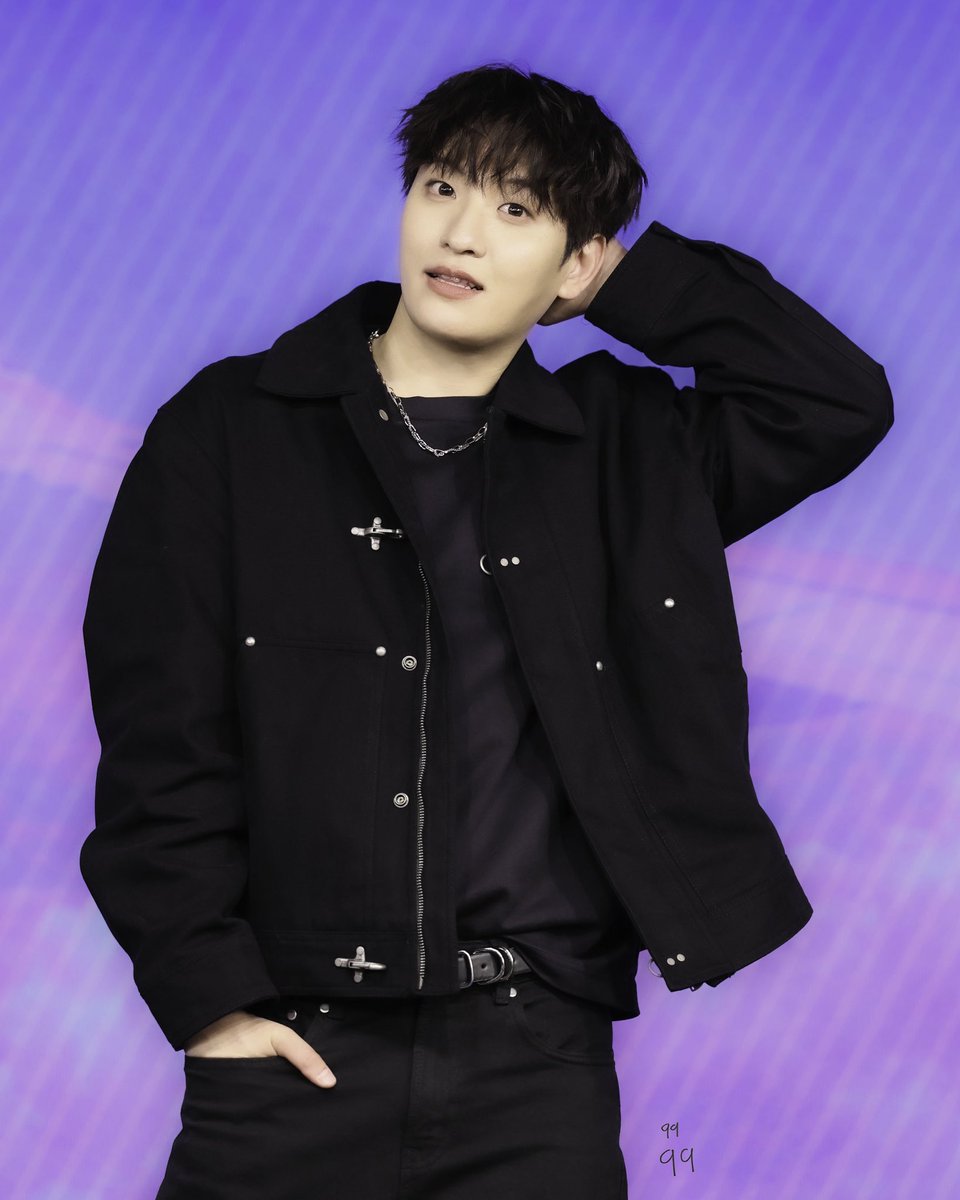 100per_gugu's tweet photo. 11.apr.2026
KISS Entertainment STUDIO 2nd

【Hyuk Jin】
Solo Debut Digital Single
「I'm not alone」 release event

ひょくちゃん🩷2日目

フォトタイム
カッコイイイイイイイイVr
グラビア風♡_♡

📷행복

#Im_not_alone
#혁진
#HYUKJIN🩷
@FAVE1_official
@100per_hyukjin https://t.co/psUZqhgJQD