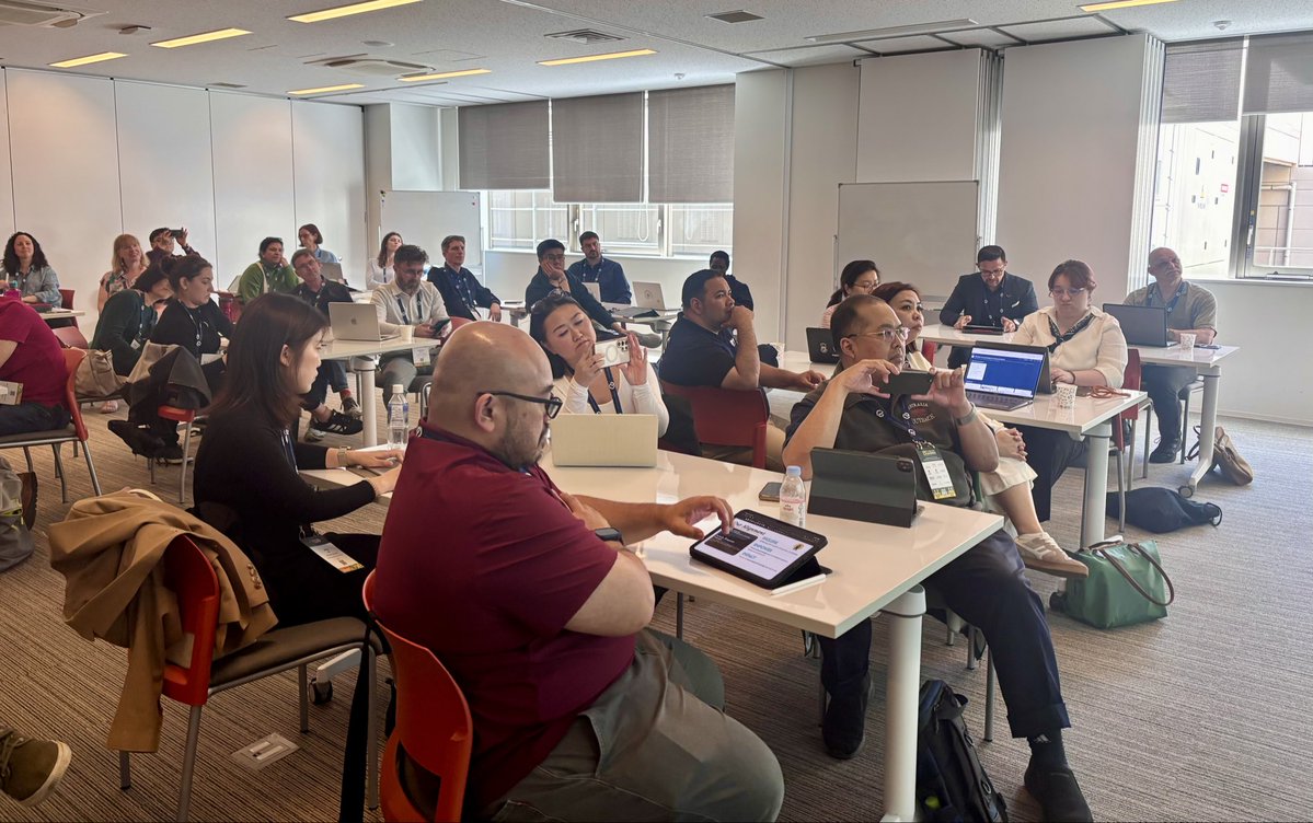 ᴍᴀʀɪᴀɴɴᴇ ᴛ. ɢʀᴇᴇɴ, ᴍ.ᴀ. tweet media