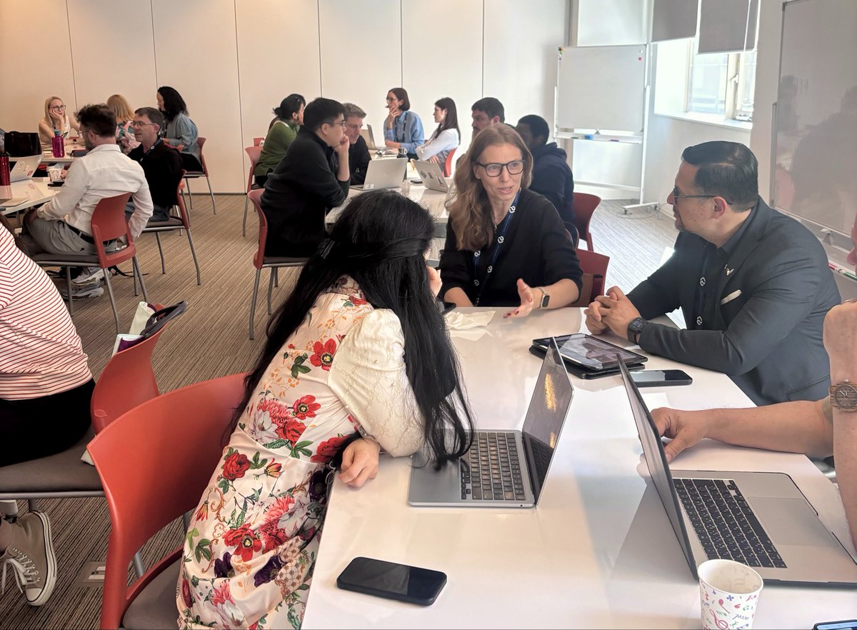 ᴍᴀʀɪᴀɴɴᴇ ᴛ. ɢʀᴇᴇɴ, ᴍ.ᴀ. tweet media