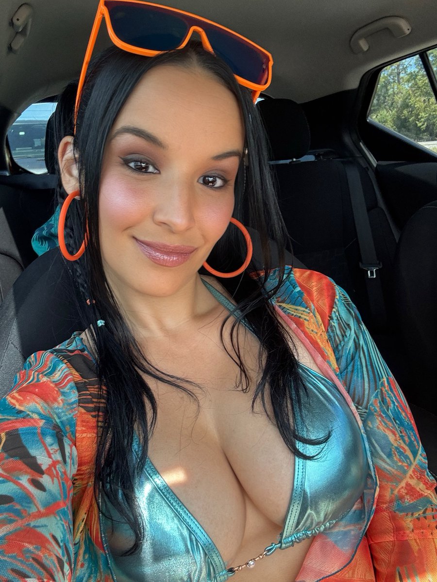 Dolphreaky tweet media