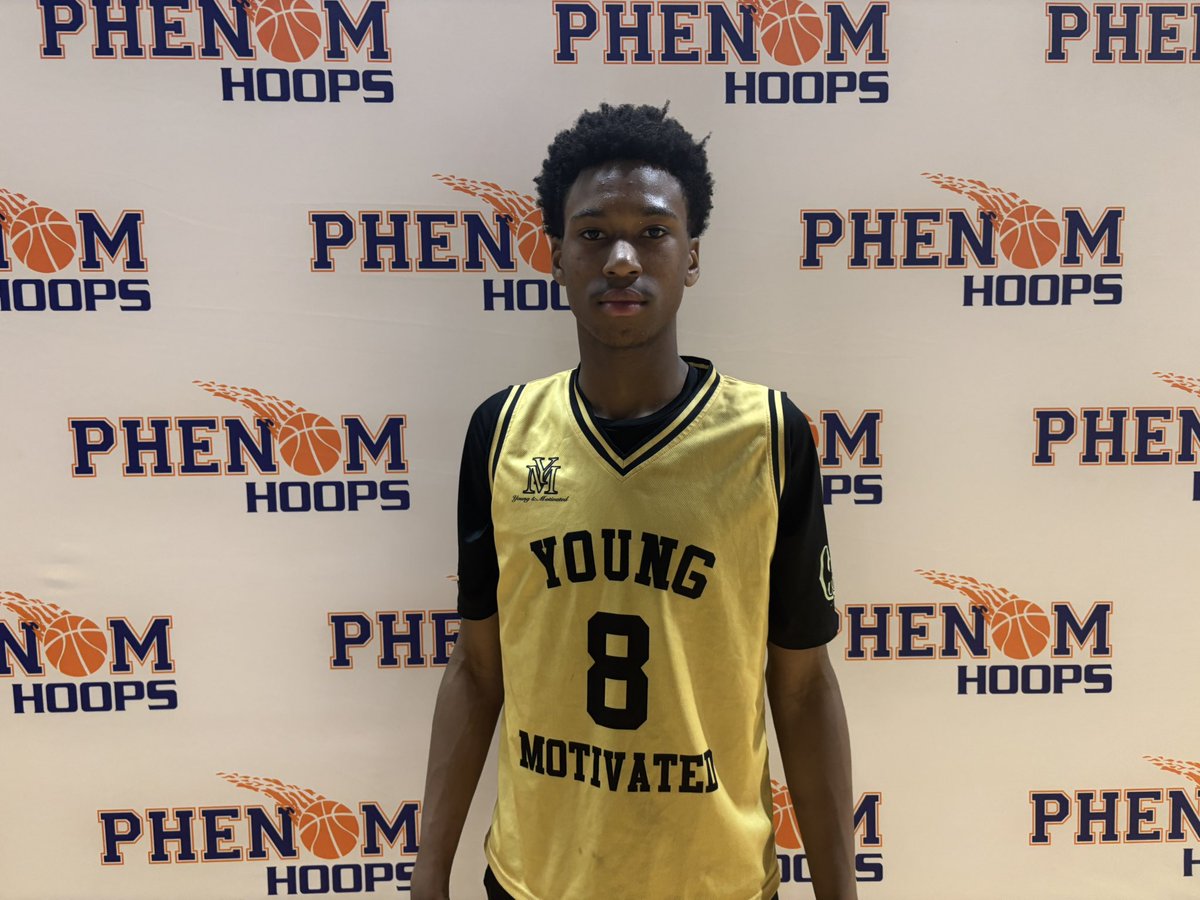 Phenom_Exposure tweet media