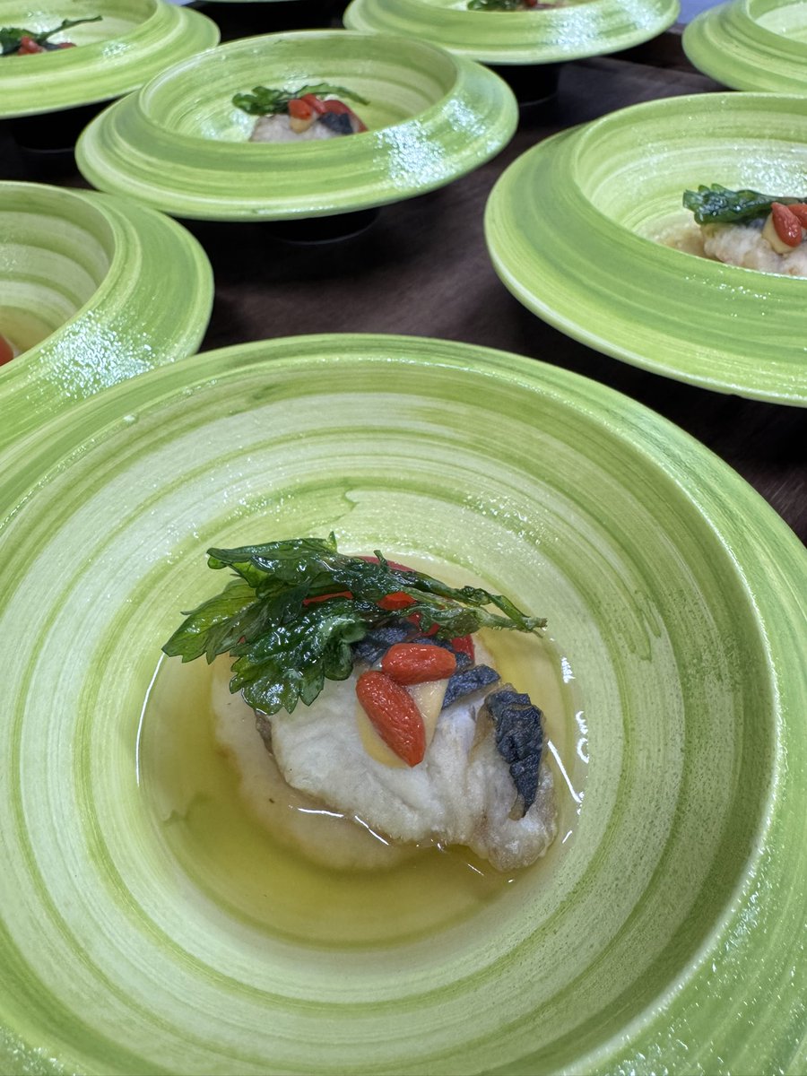 koitarou_leo's tweet photo. 春の献立ご賞味下さい🌸

#佐世保　#宴会　#法事　#お祝い　#会食　#会席料理　#ランチ　#佐世保グルメ　#パーティー　#ビュッフェ https://t.co/t9atodZtMC