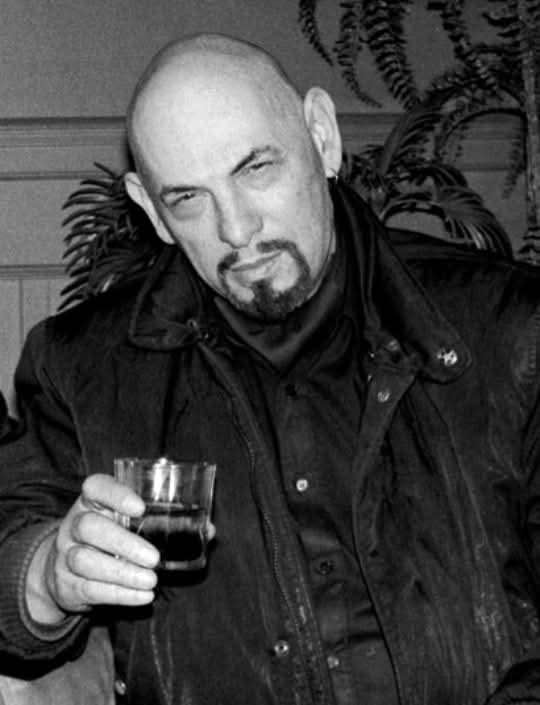 InfernalLegion9's tweet photo. On what would be his 96th birthday, we #WickedWarriors of the Infernal Empire snap a horned salute to Anton Szandor LaVey, founder of the @ChurchofSatan and the man who gave a name to who and what we are.

Hail Anton Szandor LaVey!
Hail Satan! https://t.co/UXyHYeyoB9