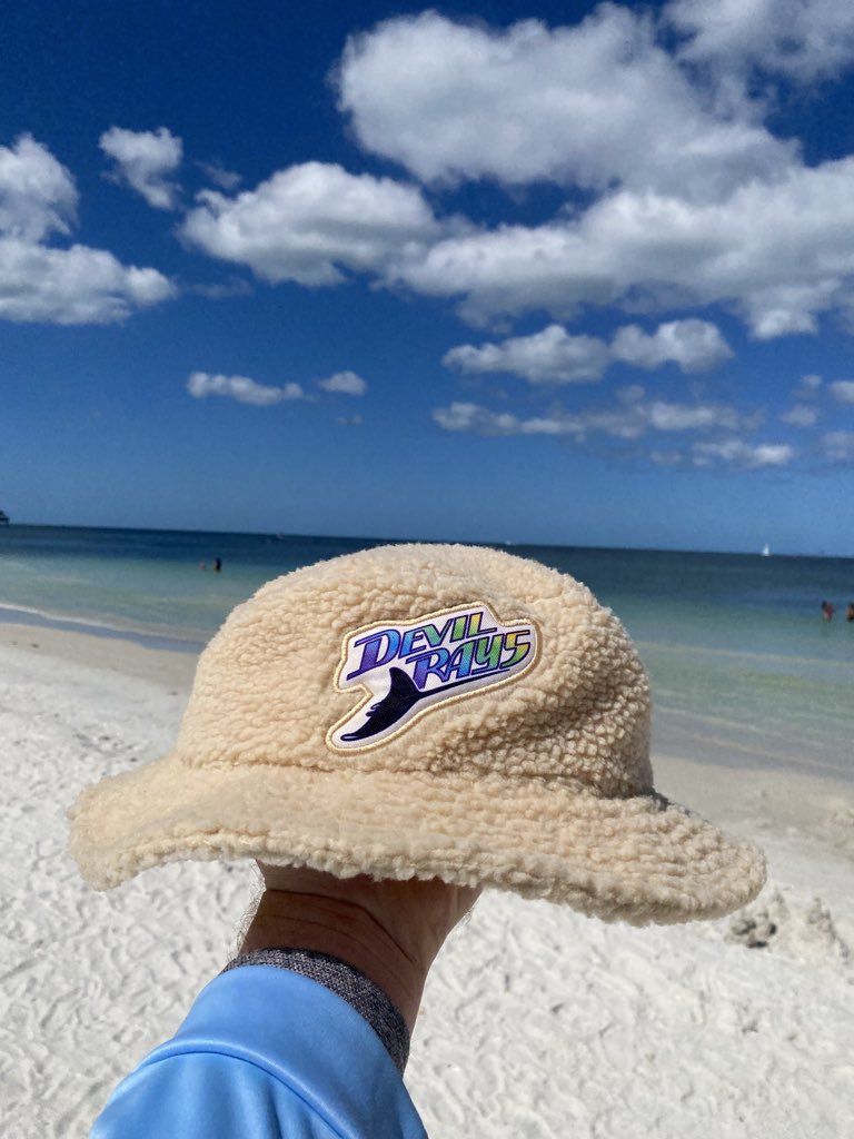 marshal 🦎🕯 tweet media