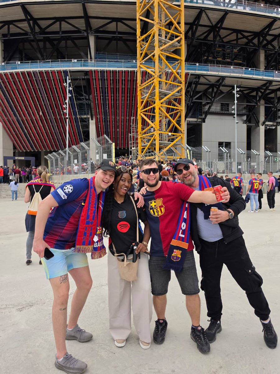 Berneese tweet media