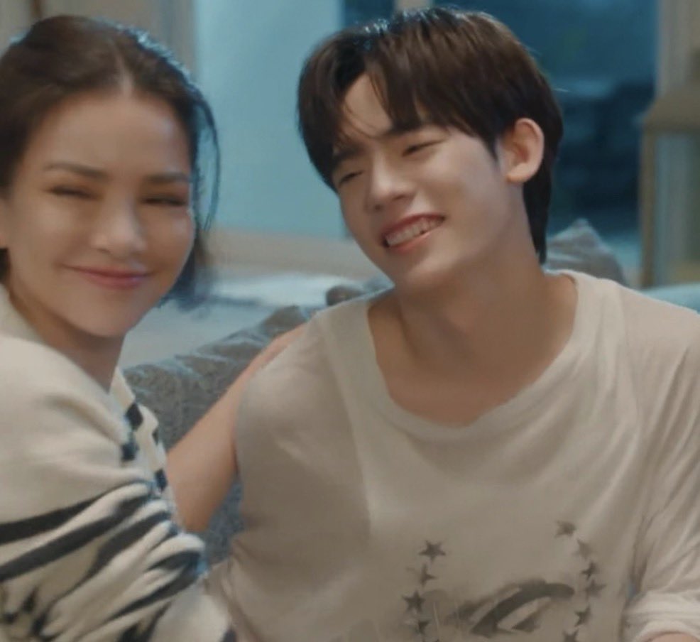 นด🐰◡̈ tweet media