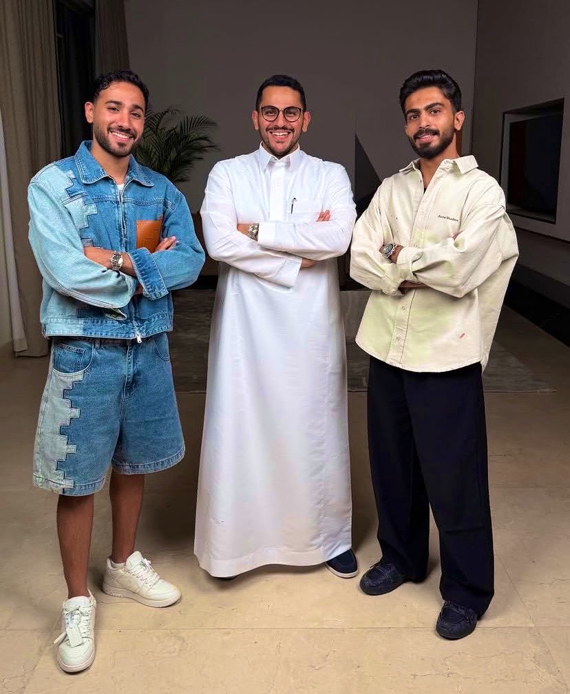PinterestMoment's tweet photo. باسل الصلي و مصعب المالكي مع بن قاسم 💛 https://t.co/1KMDFxuvgy