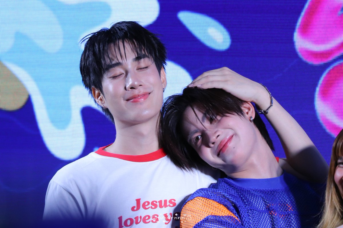 tunarnnn's tweet image. เบเนมติมันท์มาก อือๆ อรืมๆ @TLE_mtm @firstone_wnk 

TLEFIRSTONE SONGKRAN26 ICONSIAM
#TLEFIRSTONExICONSIAM