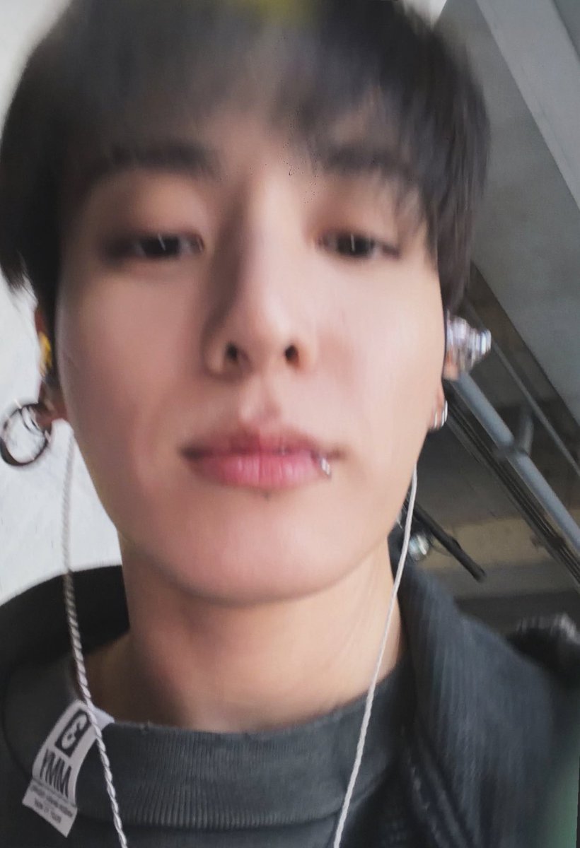lu_tkook's tweet photo. AY NO Q FUE TE AMO TANTOOOO https://t.co/bRO7vVgxIU