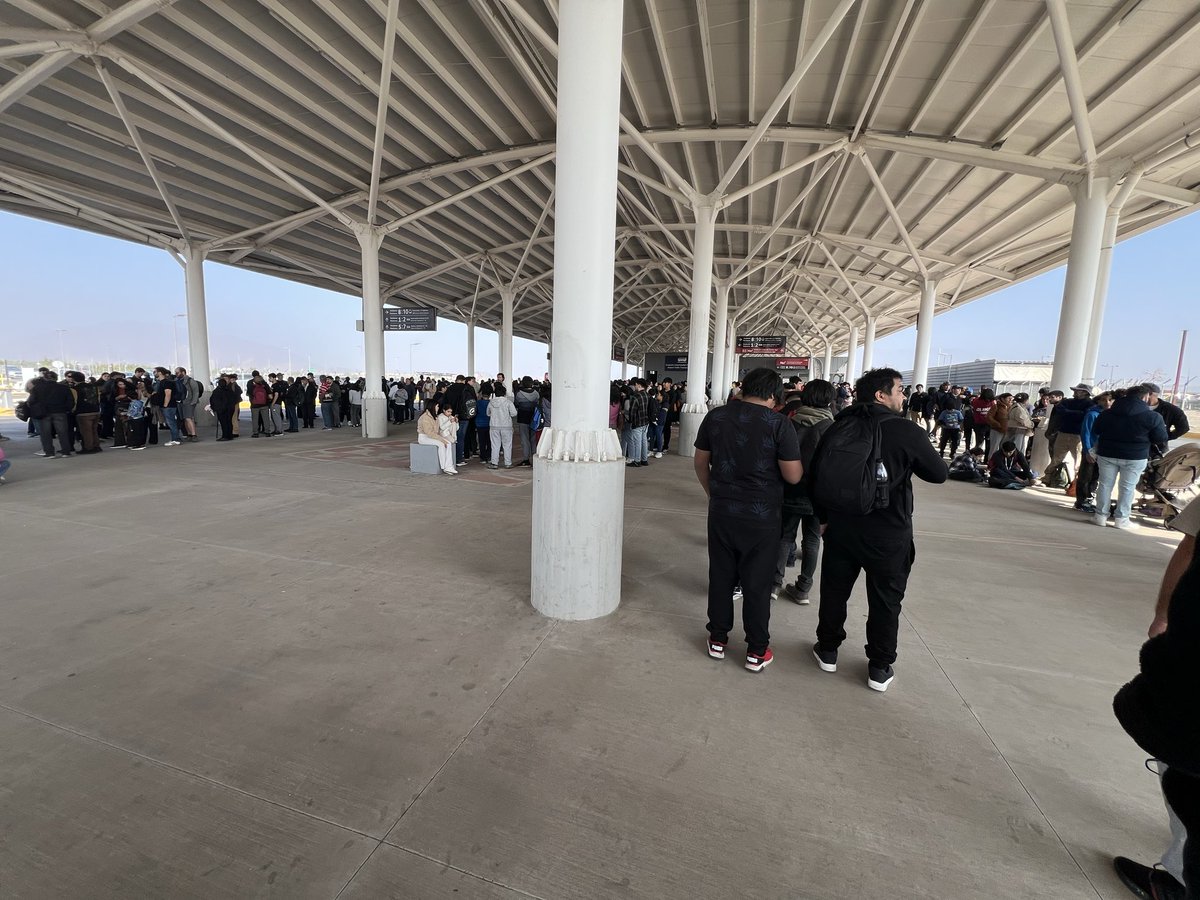 Ariel B. tweet media