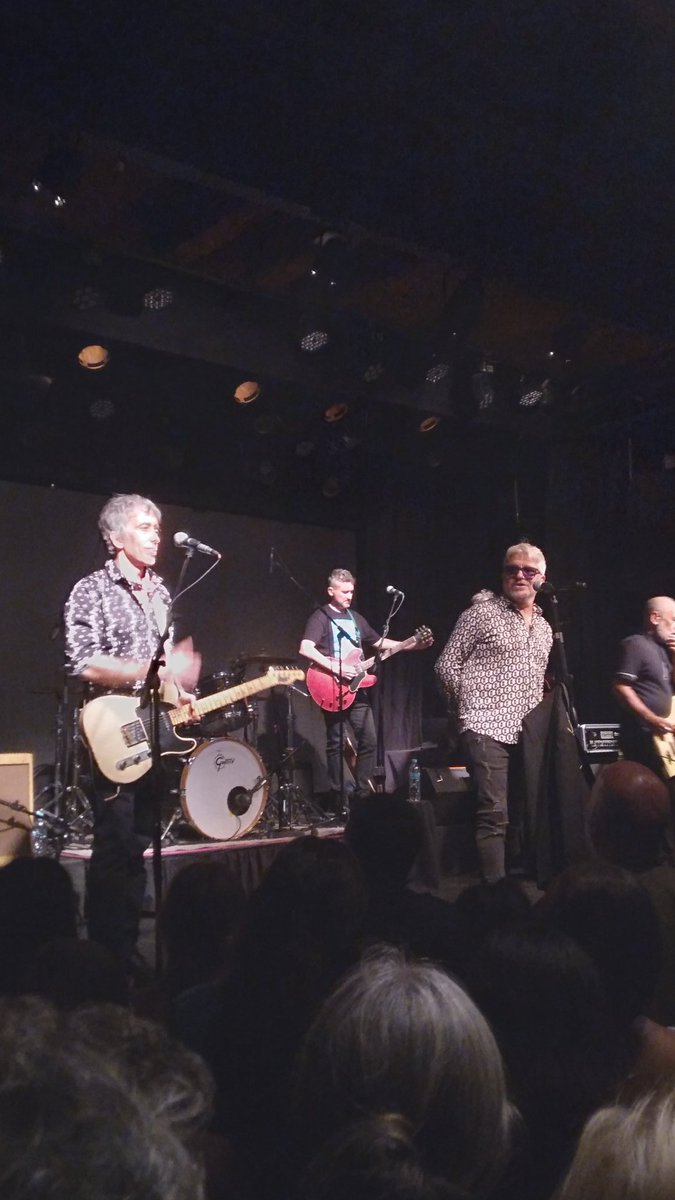 Carolina tweet media