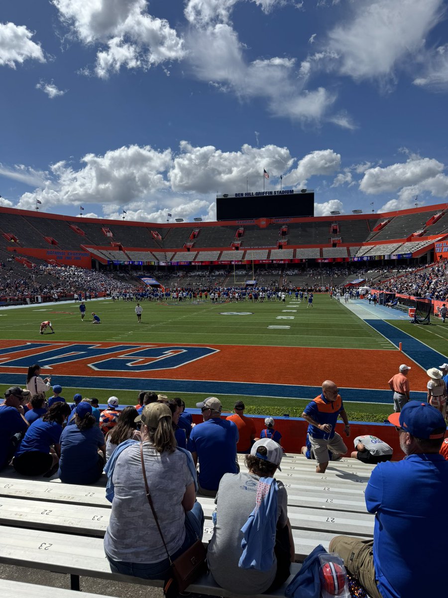 Čhrîs.🐊 tweet media