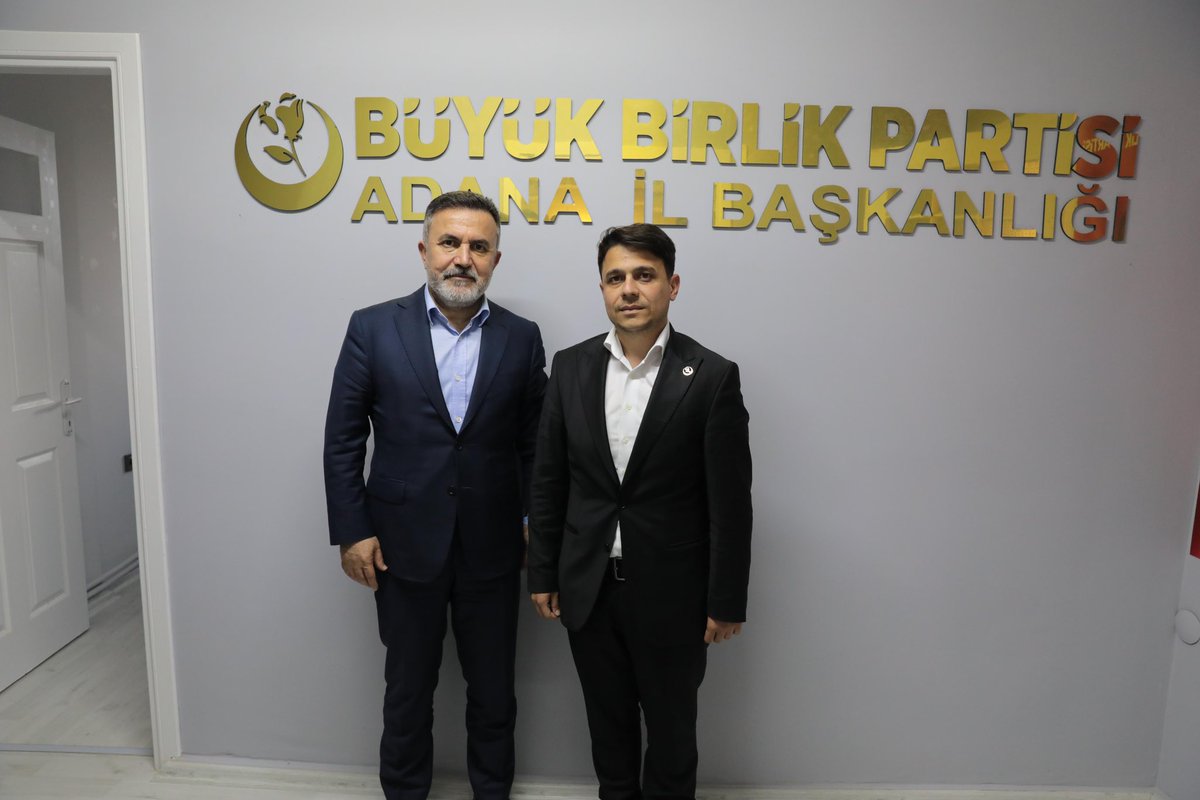 Büyük Birlik Partisi Adana İl Başkanlığı’na yeniden seçilen Mustafa Polat ve yönetimini ziyaret ettik.
Nazik ev sahipliği için teşekkür ediyor, Adana’mız ve ülkemiz için hayırlara vesile olmasını temenni ediyoruz.