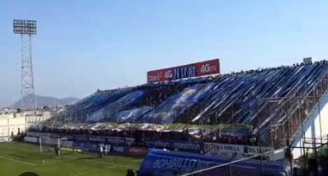 javiCastro22_'s tweet photo. @liga2489 Está es la diferencia entre ligay y Emelec, prohibieron la entrada visitante a tu mierdero desde la final del 2016 cuando solo se escuchaba la boca del pozo y la muerte blanca se quedó callada. https://t.co/7v4Q8rA2FE