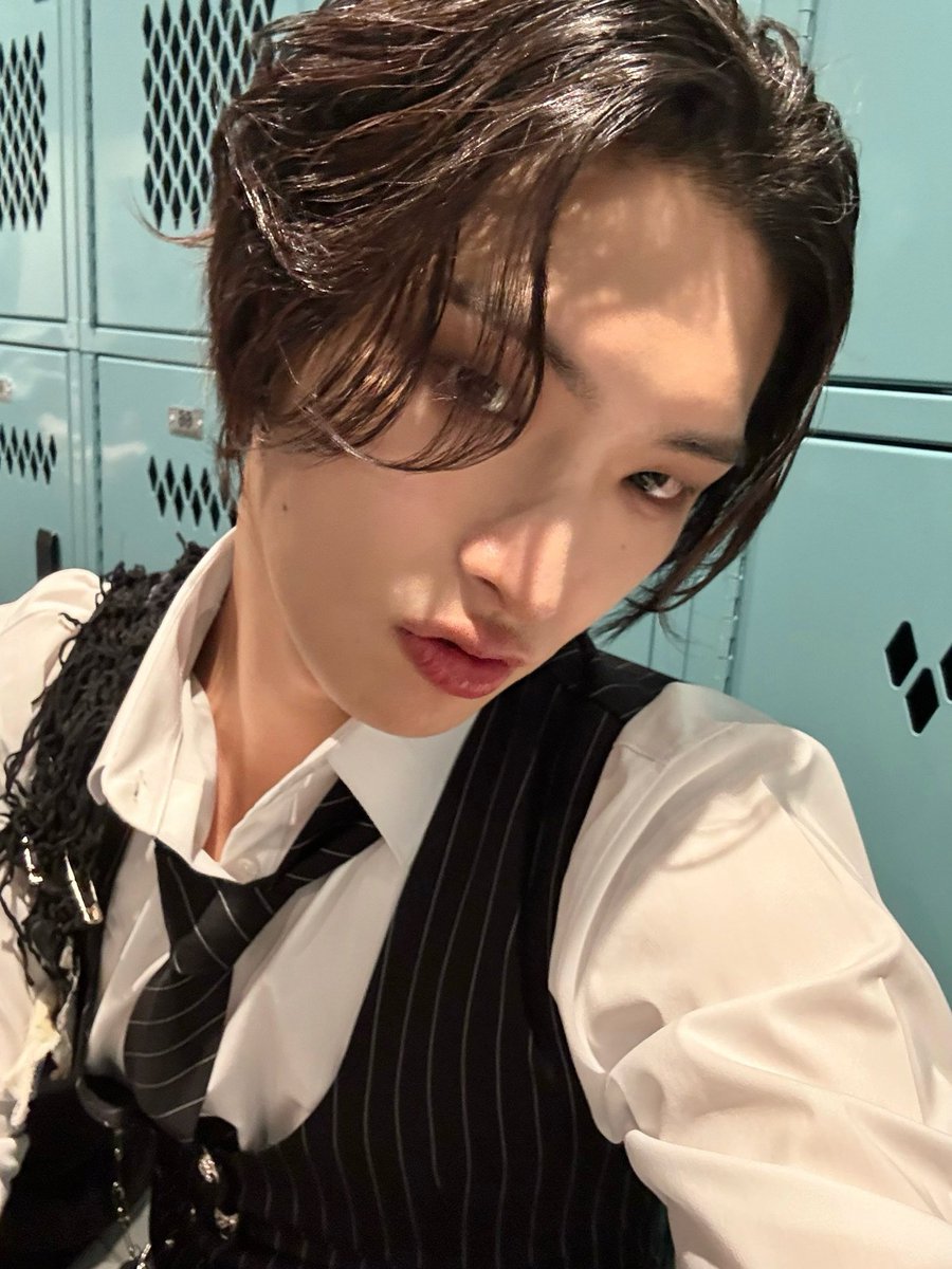 mingi’s nose biter tweet media