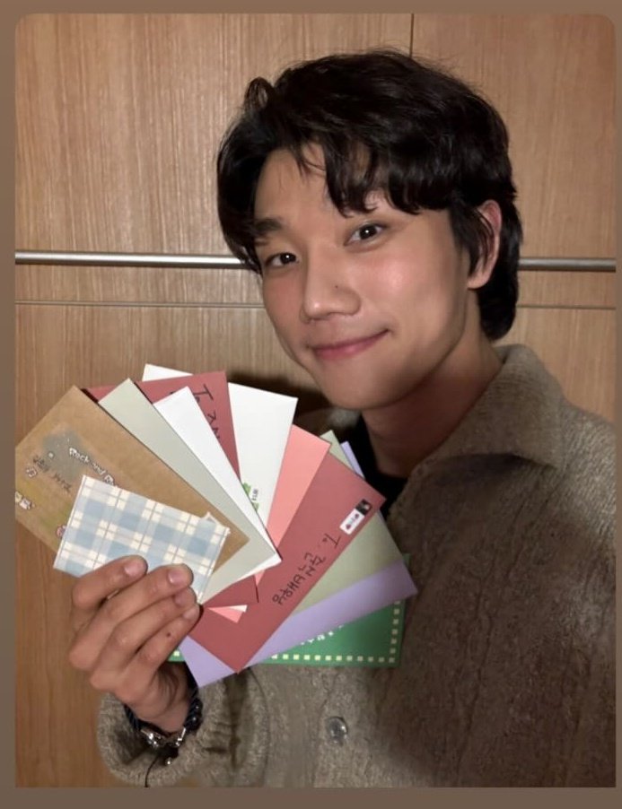 ᴮᴼᴿᴬ tweet media