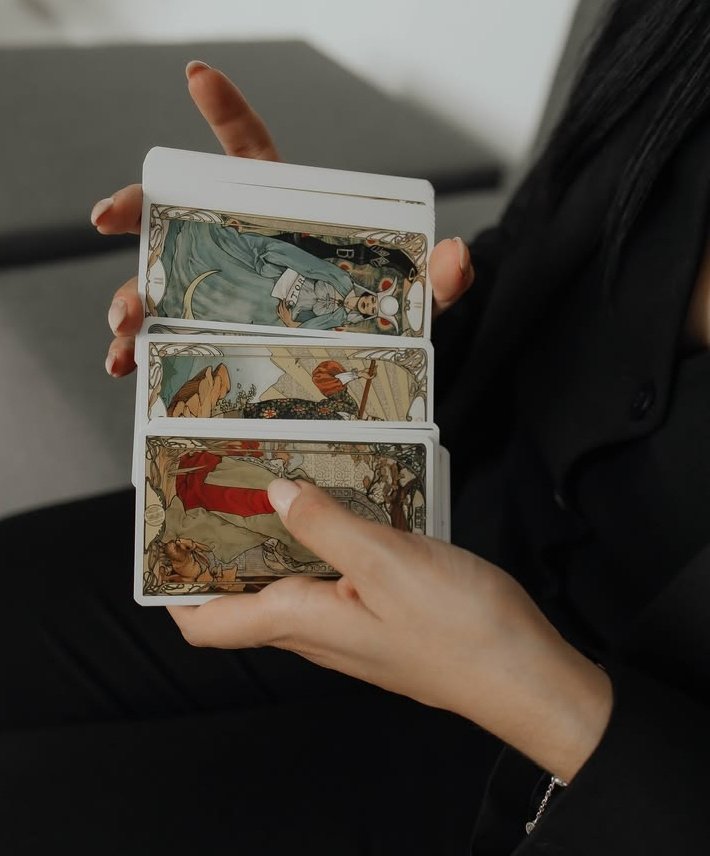 عروس دنیای فال tweet media