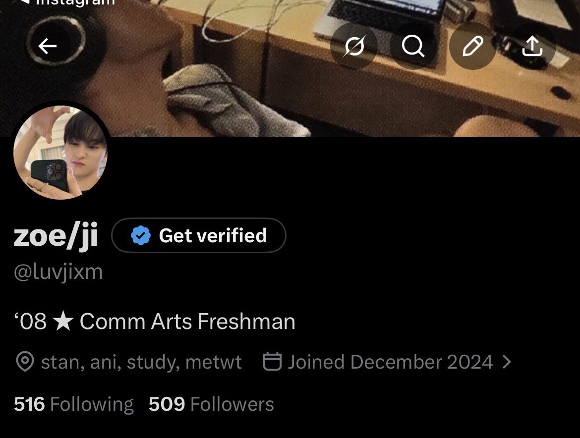 zoe - ji tweet media