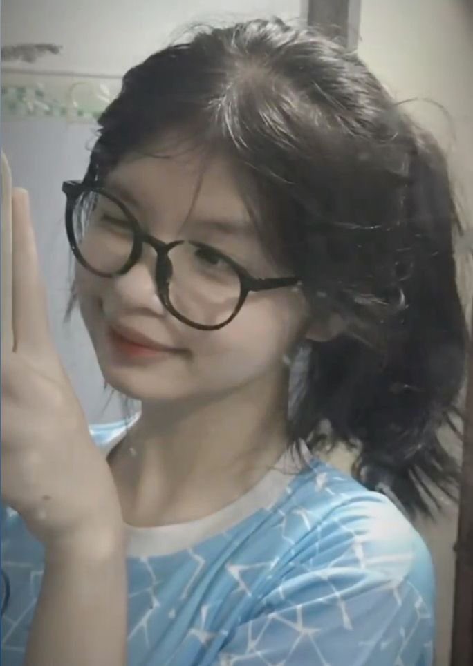 honglyyy tweet media