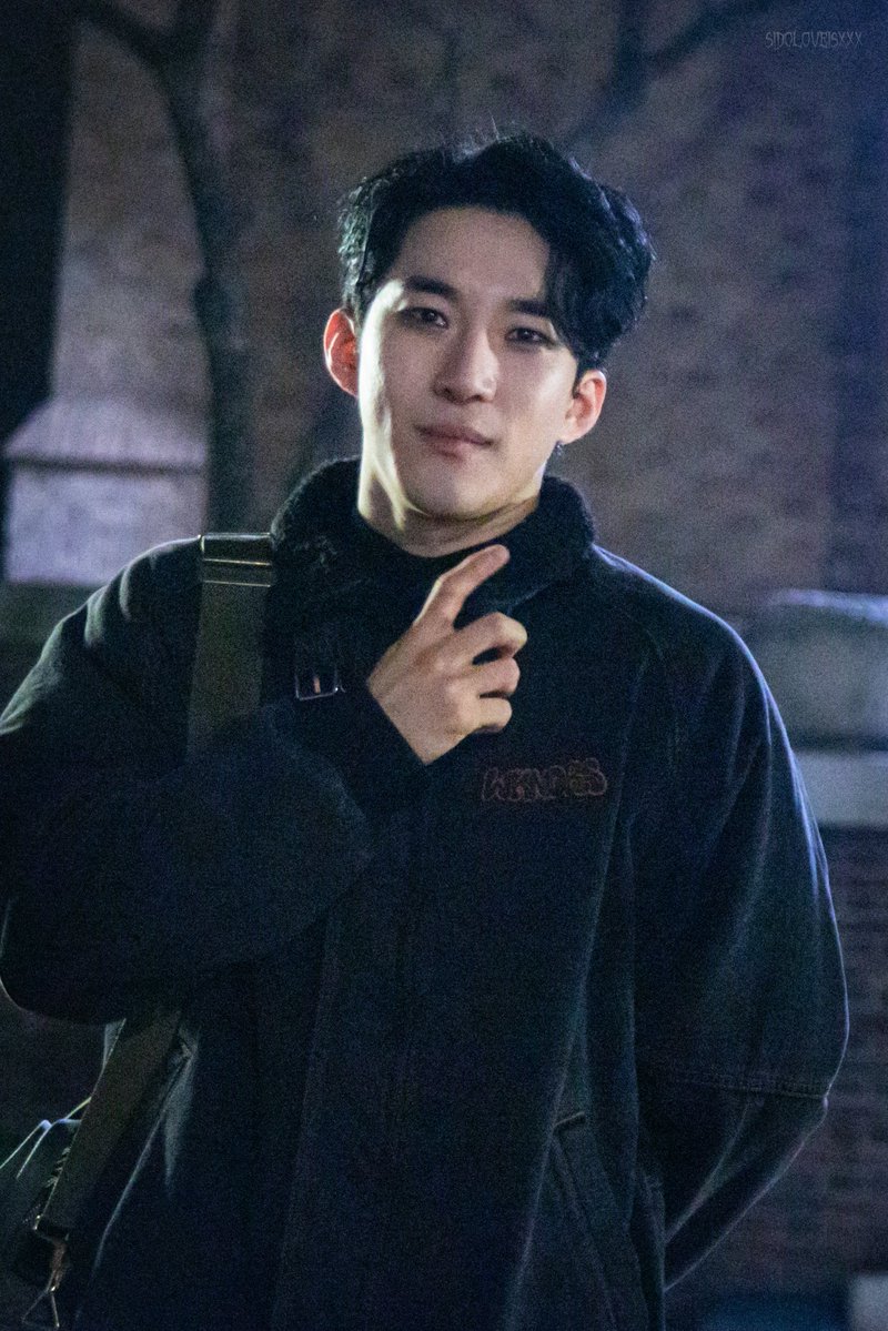 𝙎 𝙄 𝘿 𝙊 tweet media