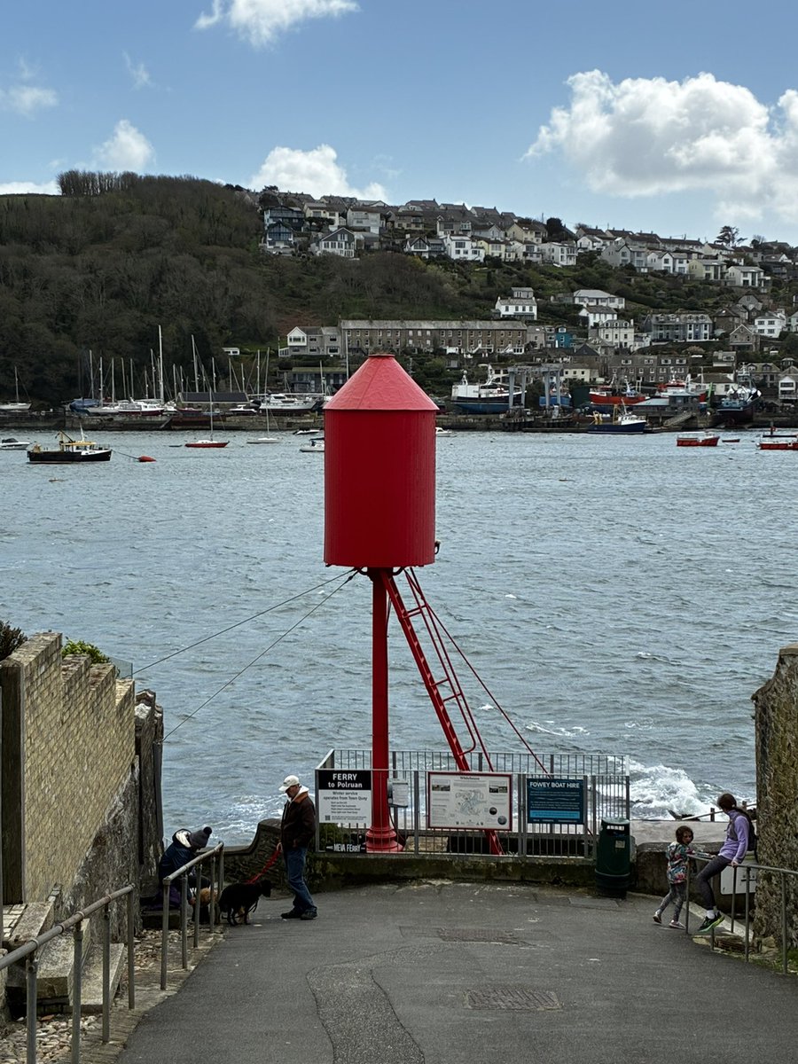 Fowey Visitor Info tweet media