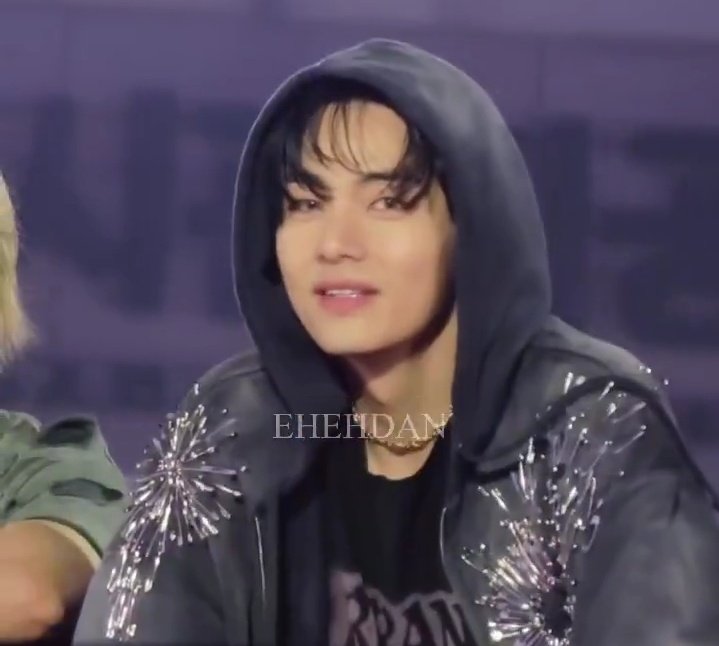 CAPTAIN TAEHYUNG 🐯 tweet media