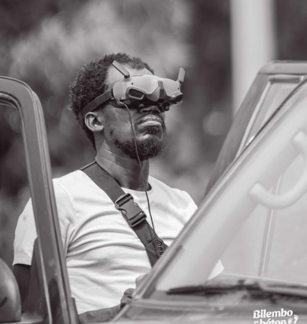 CHAUFFEUR Tout-Kin tweet media