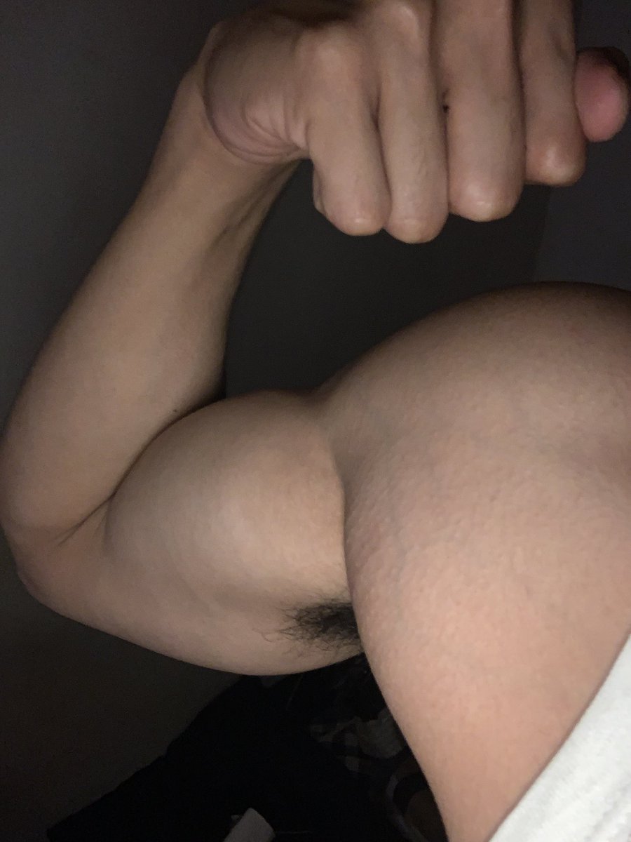 headlock

ig: experimentsixtosix

uv.club/rajahvuu