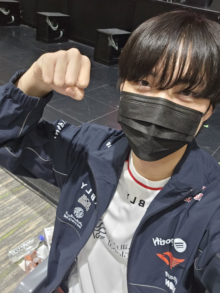 onlyforowt1's tweet image. #Proud #BLISS #Zest
티원 선수들에게 스타성 있는 포즈 셀카를 받았습니다