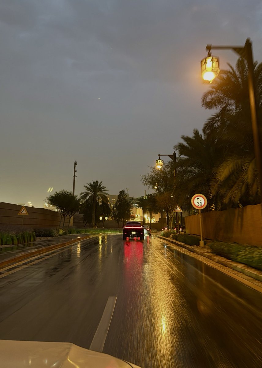 سبتيــــــــات 
🏋️‍♂️☔️