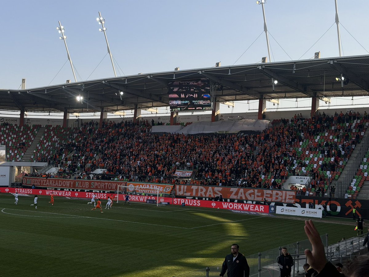 Bartosz Sawicki tweet media