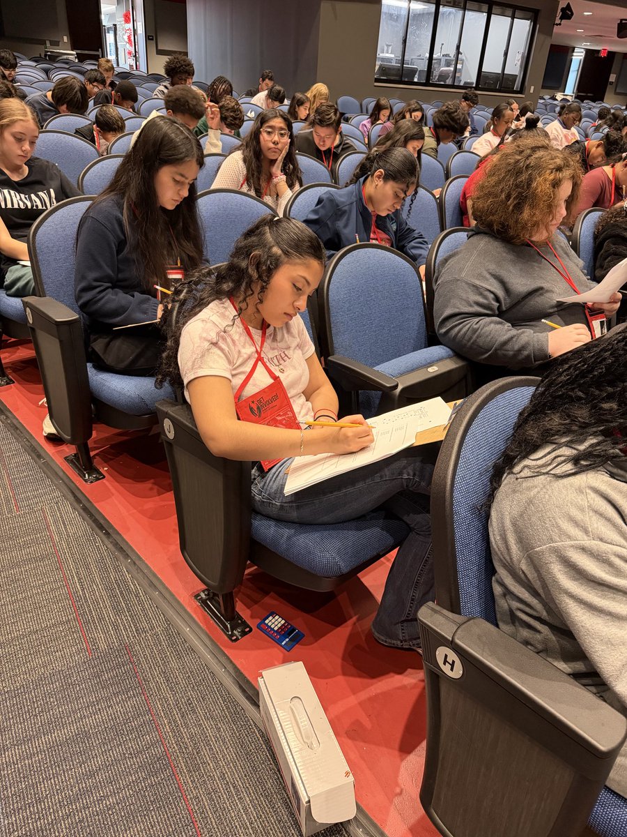 disdactivities's tweet image. All the studying leads to this! 📖 20 campuses, 34 coaches, and 214 Dallas ISD students are ready for the Pentathlon Regional competition—tackling math, science, fine arts &amp;amp; more, all centered on the 1920s! 🎷

#EnjoytheExperience
#disdactivities
#DallasISD