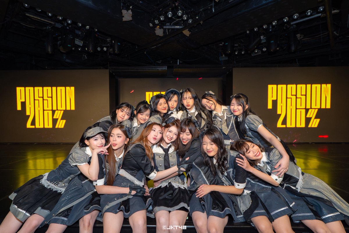 moshi2jkt48 tweet media