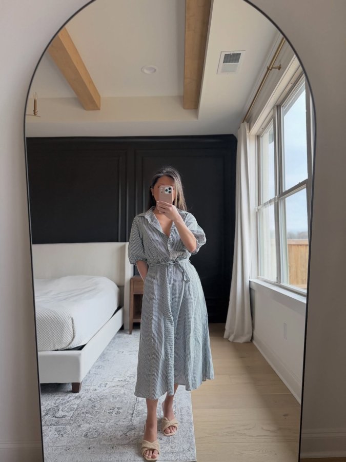 dorothyedw97840's tweet image. Women's Midi Button-Down Shirtdress - A New Day™ Green/White XS  
#womensmidibuttonshirt #shirtdress #target 

target.com/p/women-s-midi…