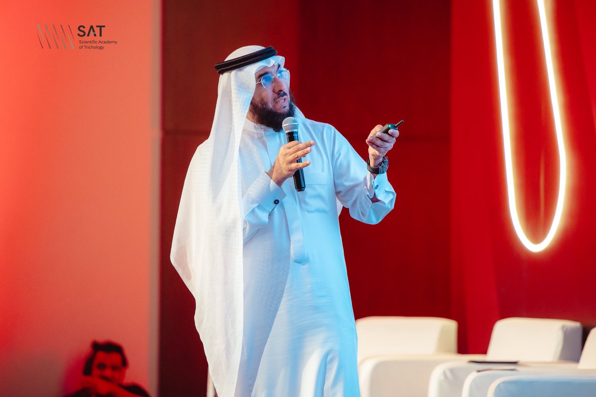SAT_Academy2025's tweet photo. Exploring alopecia areata, Prof. Abdulmajeed Alajlan offered critical clinical perspectives and emerging approaches in trichology ✨ 

#SAT2026 #trichology https://t.co/1jvJk8rXia