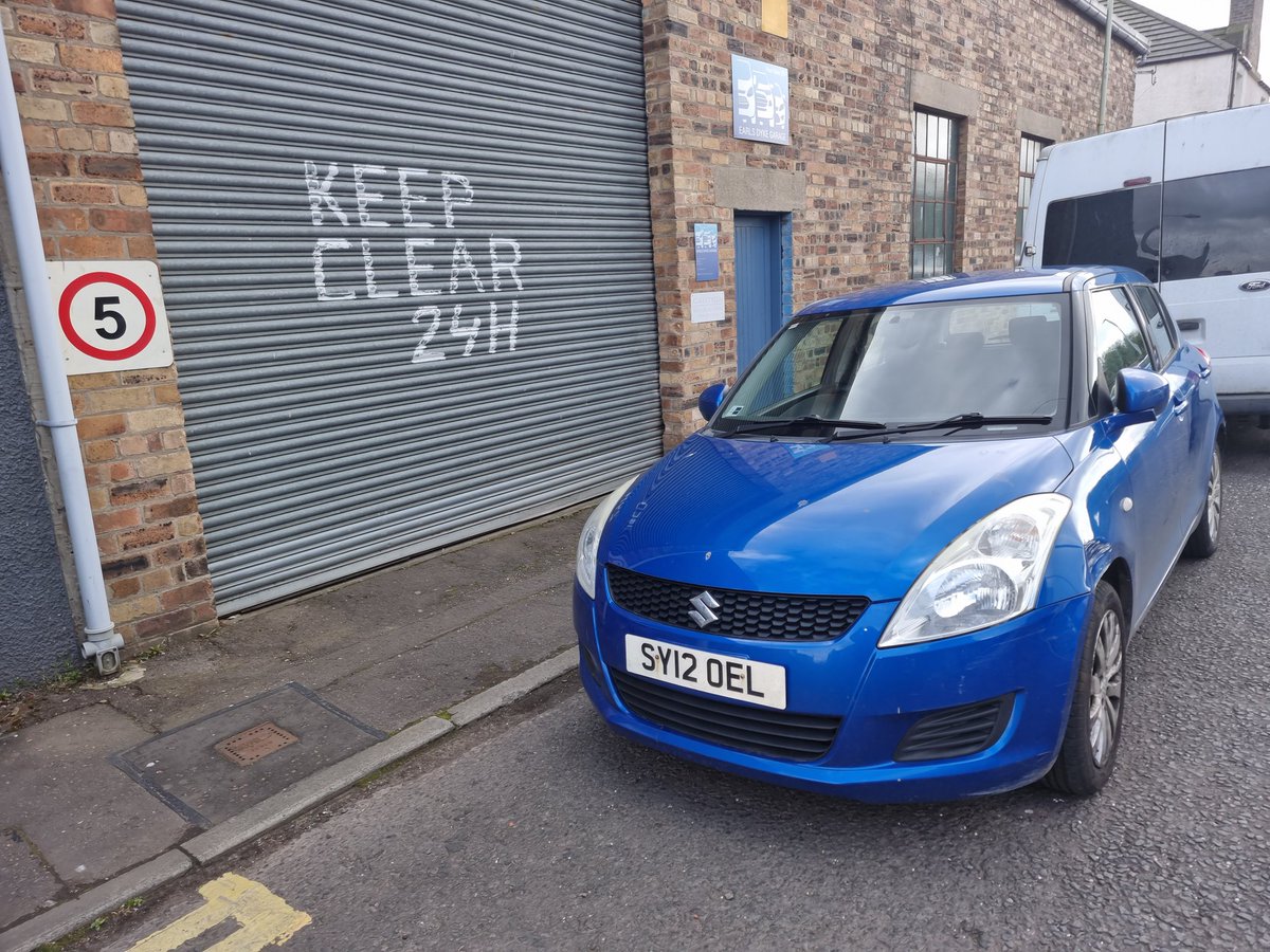 Hermione's Edge Wear tweet media