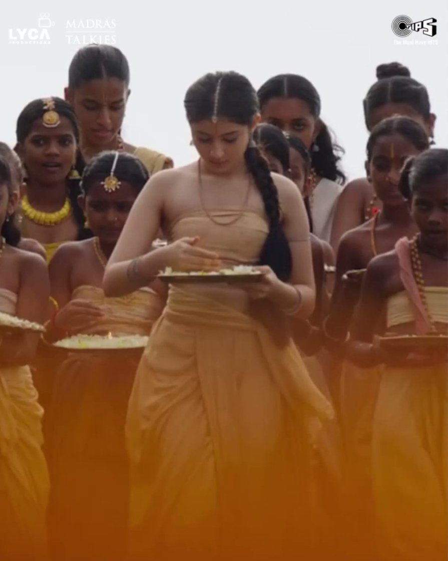 Priya | ப்ரியா tweet media