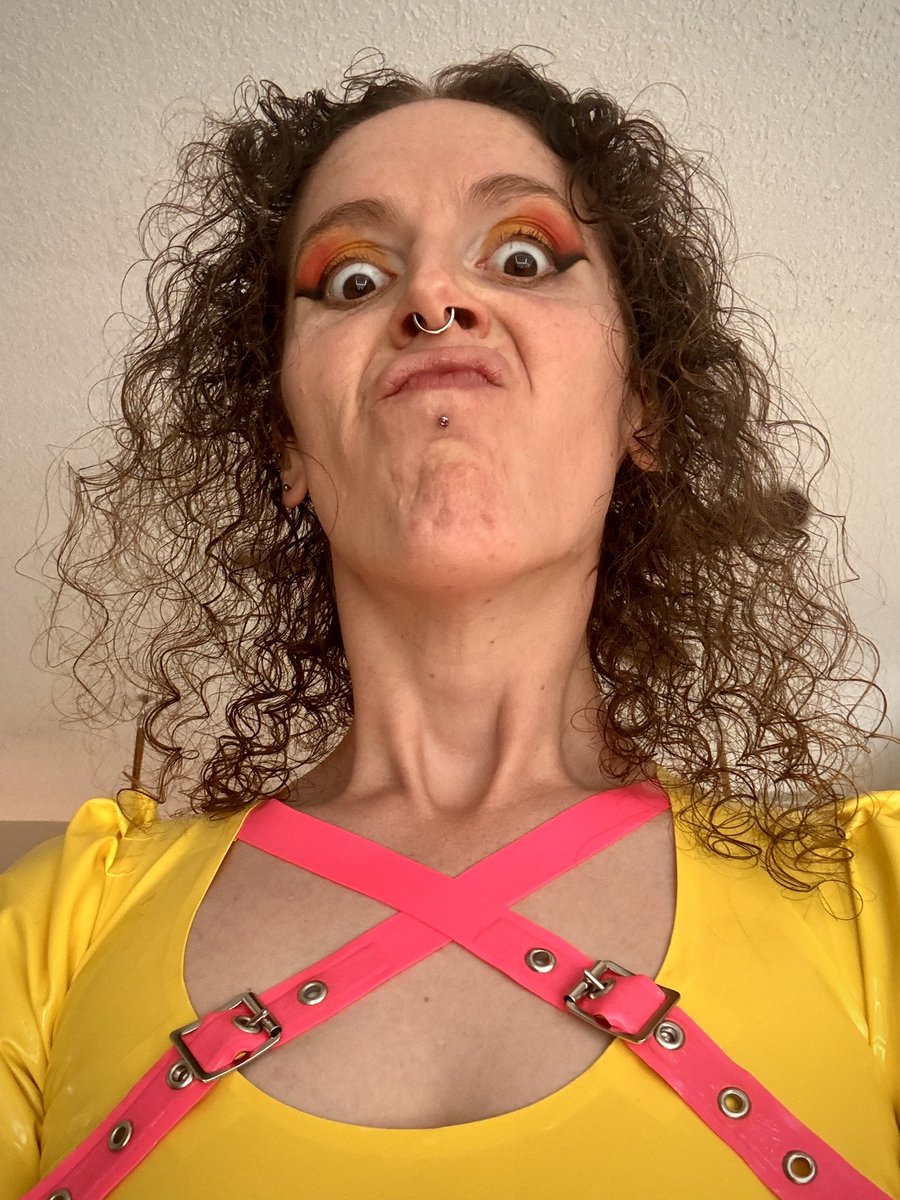 Weirding tweet media