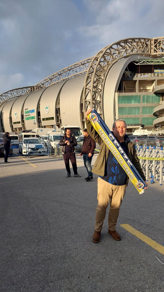 Yaşar Erhan tweet media